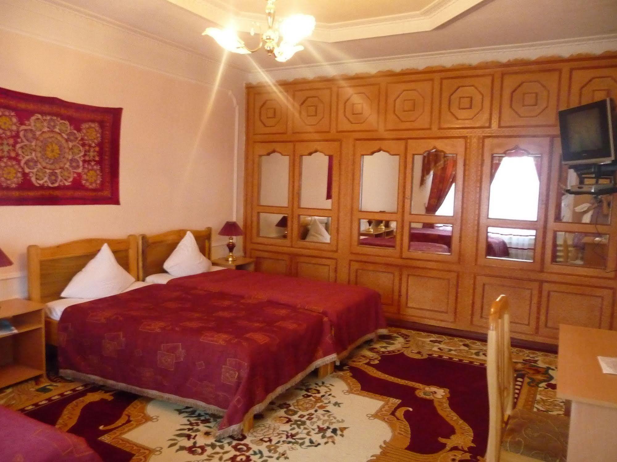 Guest House Marokand Самарканд Екстер'єр фото